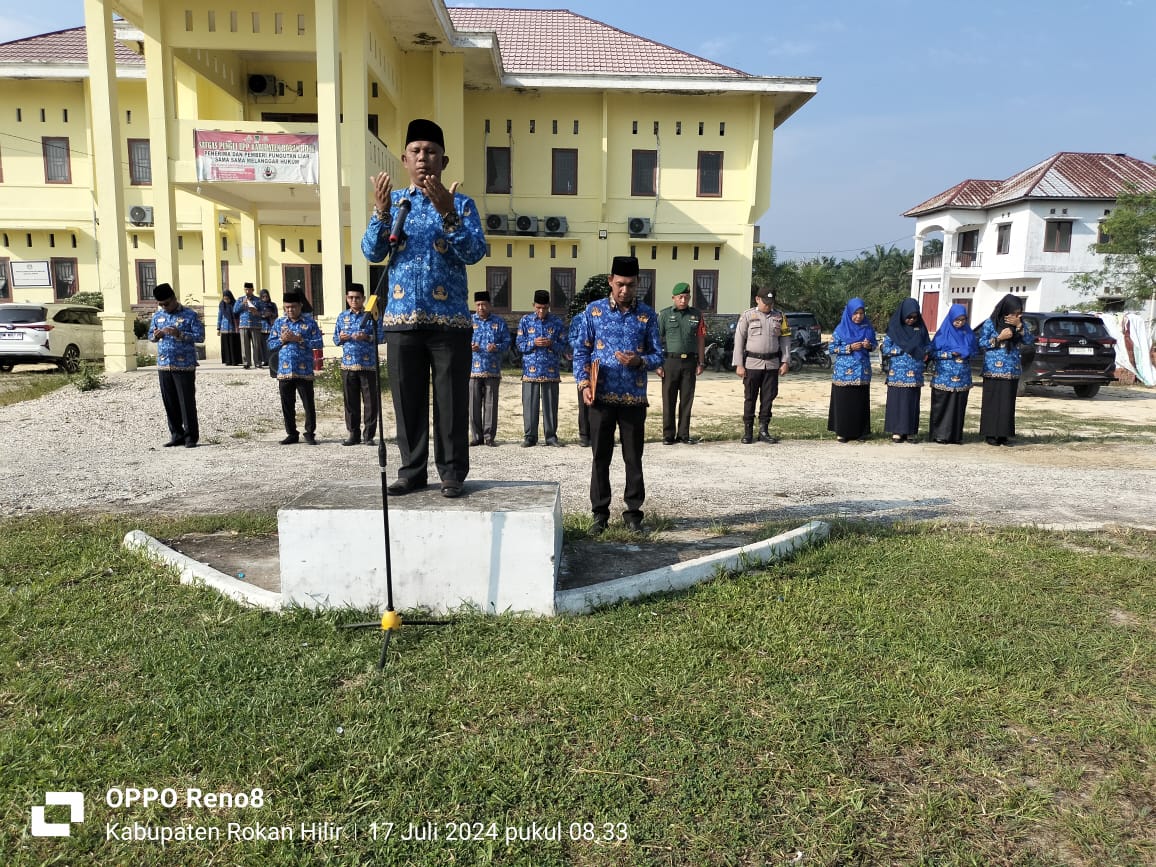 Kecamatan  Rantau Kopar Gelar Apel 17 Hari Bulan, Peningkatan Pelayanan Masyarakat Jadi Fokus Utama